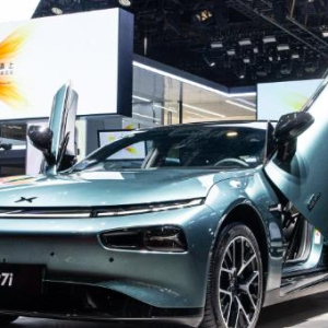 11月5日，小鹏汽车正式发布了全球首个量产物理世界大模型 ——第二代 VLA ...